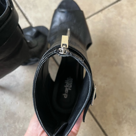 Charlotte Russe black leather open toe booties. Zip-up heels. Pumps. size 8 - Picture 4 of 6